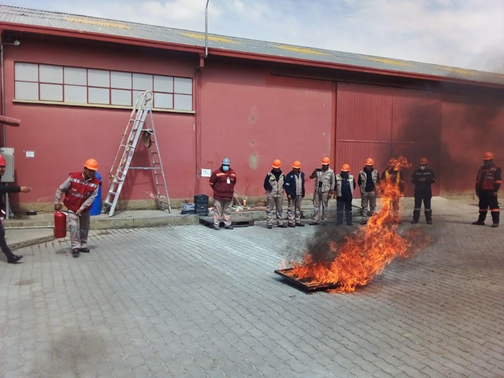 Capacitación en combate contra incendios